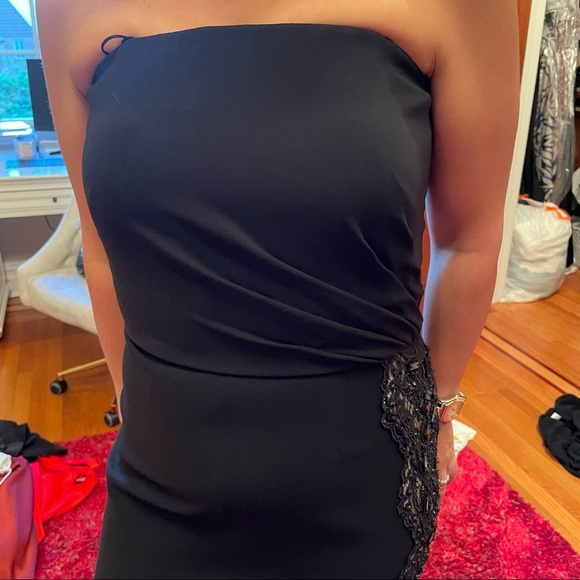 Pamella Roland black gown - Picture 4 of 4